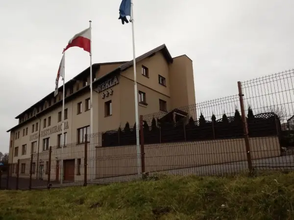 Hotel Nekla 6